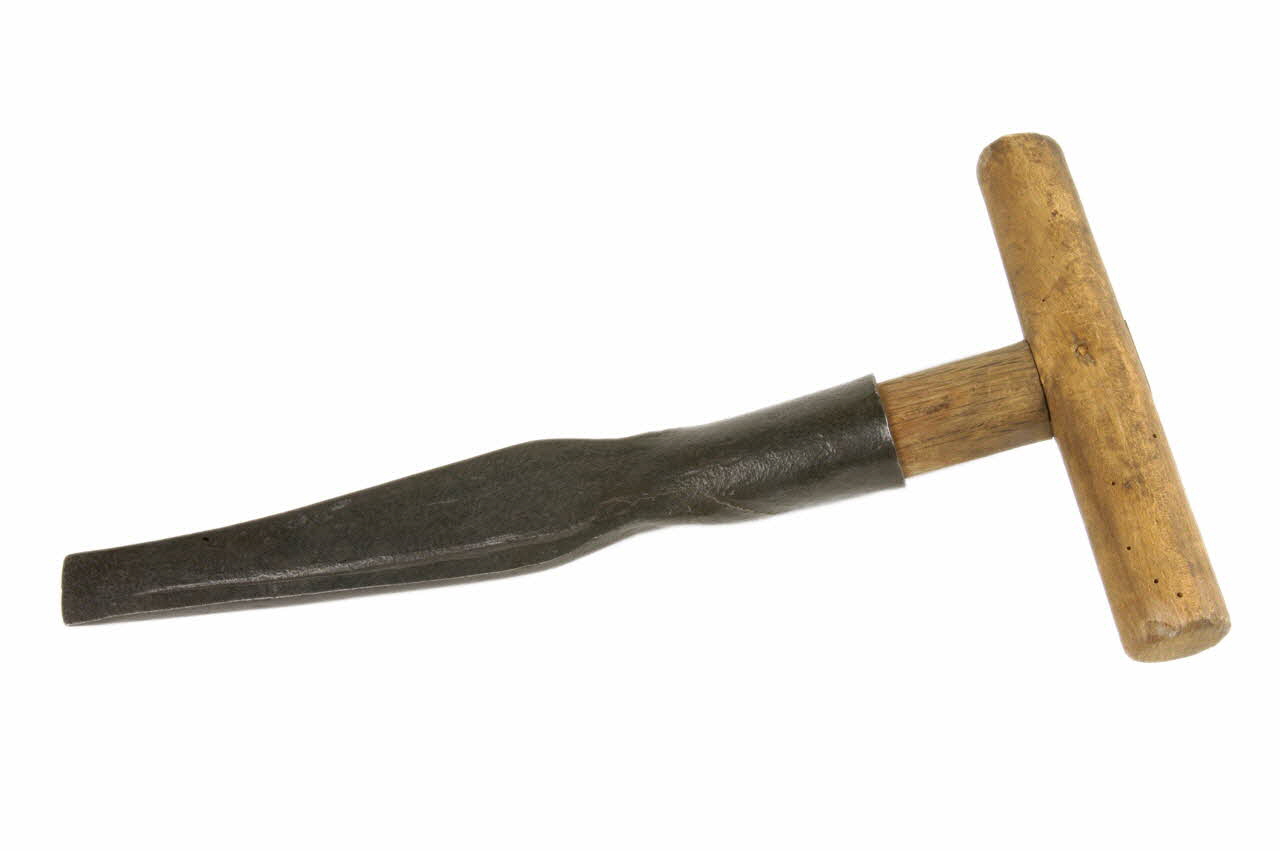 INSTRUMENT POUR ARRACHER LES RACINES 1969.78.3 Photo