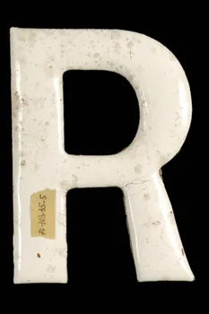 LETTRES D'ENSEIGNE 1970.103.35.5 Photo