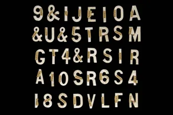 LETTRES D'ENSEIGNE 1970.103.43.1-40 Photo