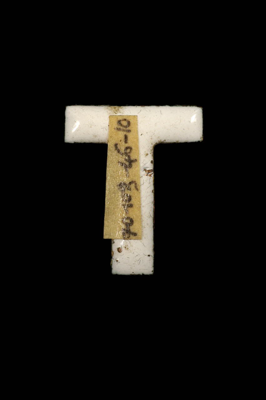 LETTRES D'ENSEIGNE 1970.103.46.10 Photo