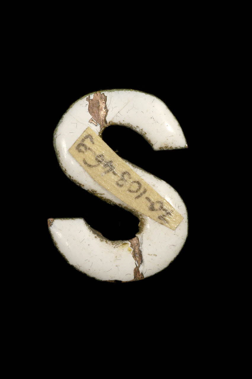 LETTRES D'ENSEIGNE 1970.103.46.9 Photo