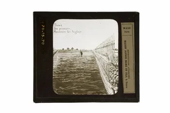 plaque de projection 1970.15.70  Photo