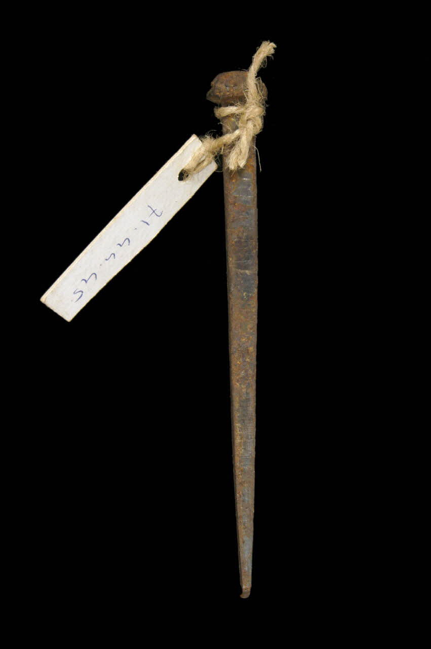 clou 1971.44.45 Photo