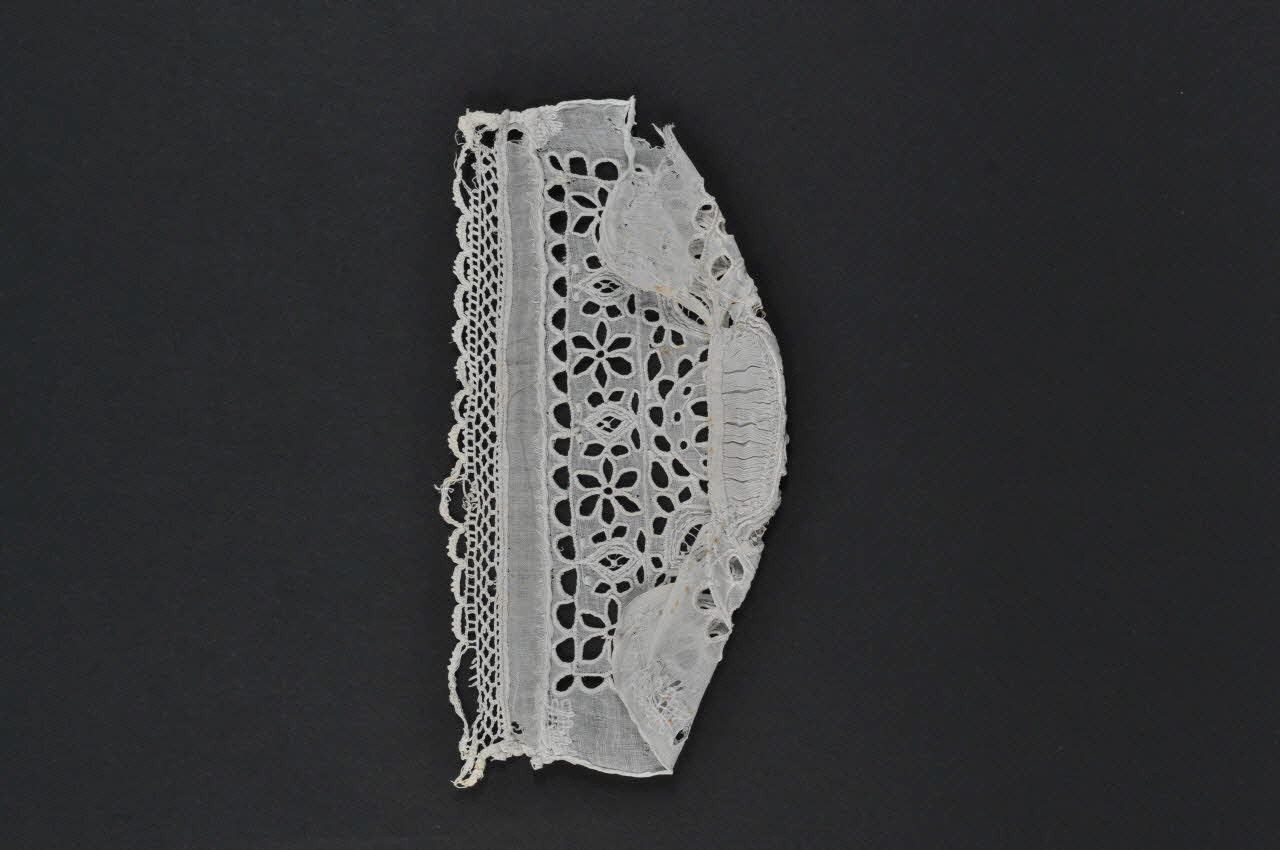 ELEMENT DE COIFFE 1960.35.35 Photo Mucem