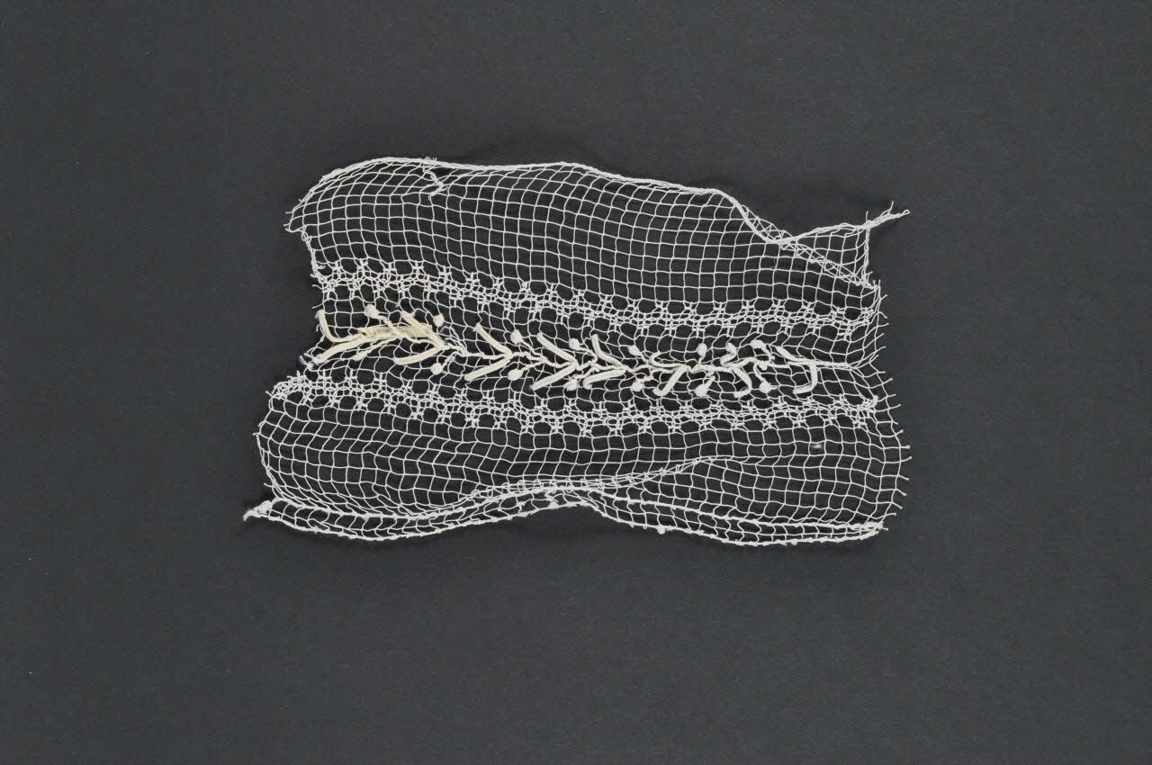 ELEMENT DE COIFFE 1960.35.51 Photo Mucem