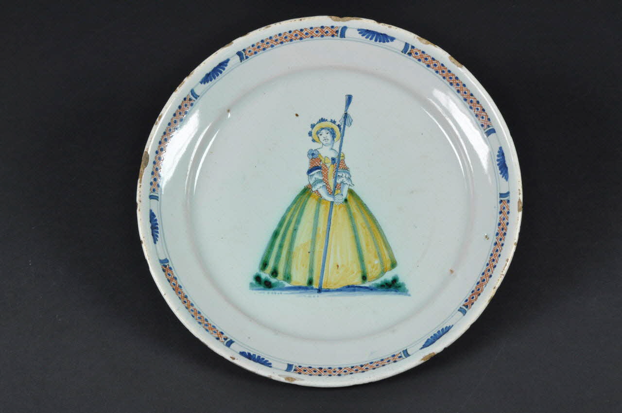 assiette plate 1960.4.10 Photo Mucem
