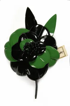 fleur artificielle 1972.149.144.8  Photo