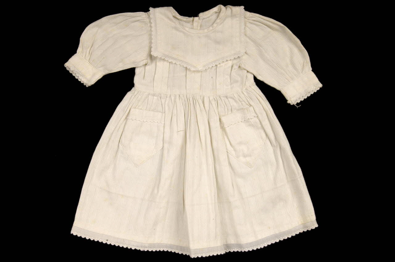 costume de poupée 1972.23.3 Photo
