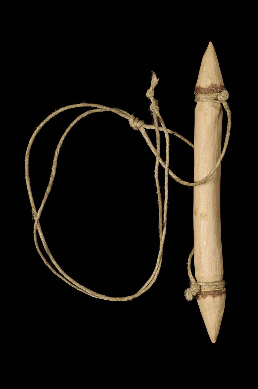 Eugnène Vivoni INSTRUMENT POUR SEVRER LES CABRIS cavestru Crosciano-Sisco(Haute-Corse) 1972 1972.97.9 Photo