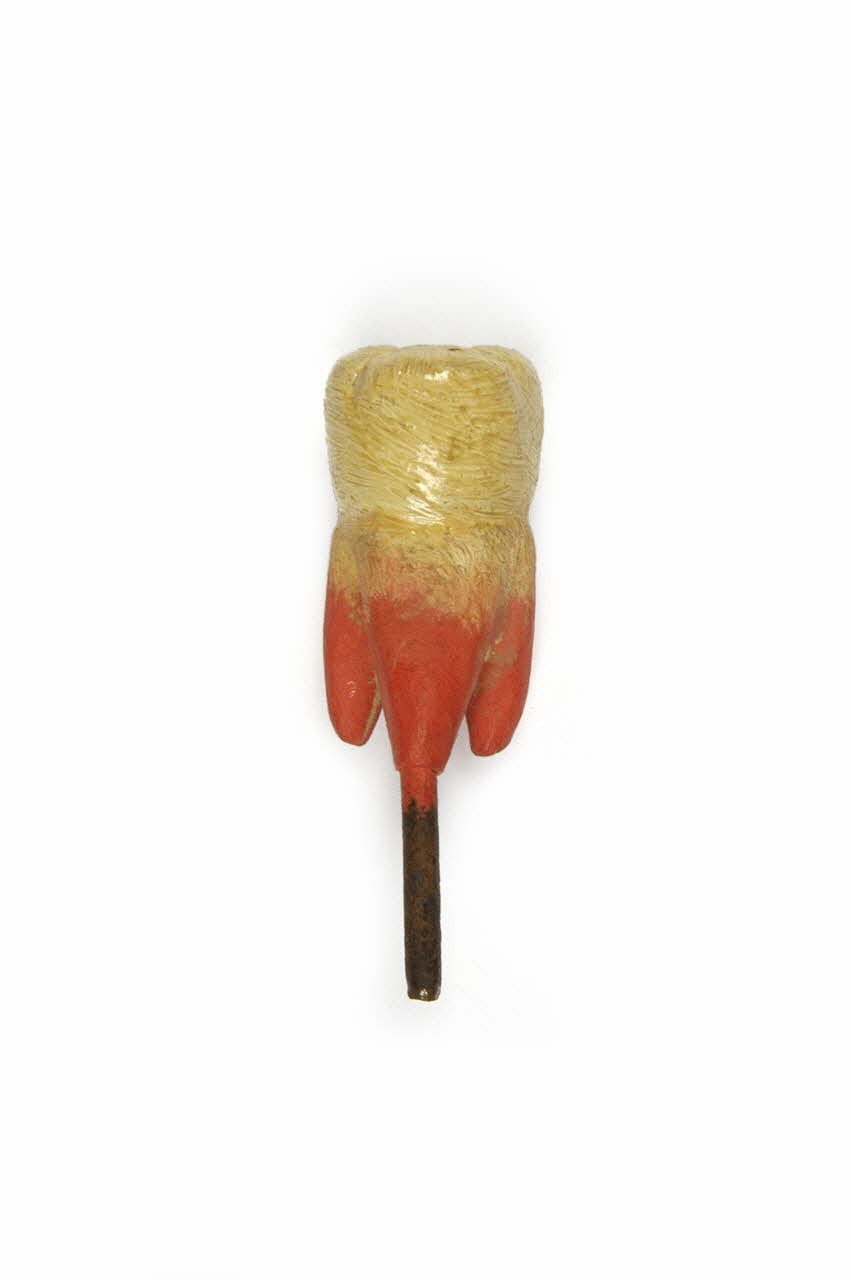 Pacaut accessoire de marionnette Aquitaine, France 1938-1941 1974.2.57 Photo