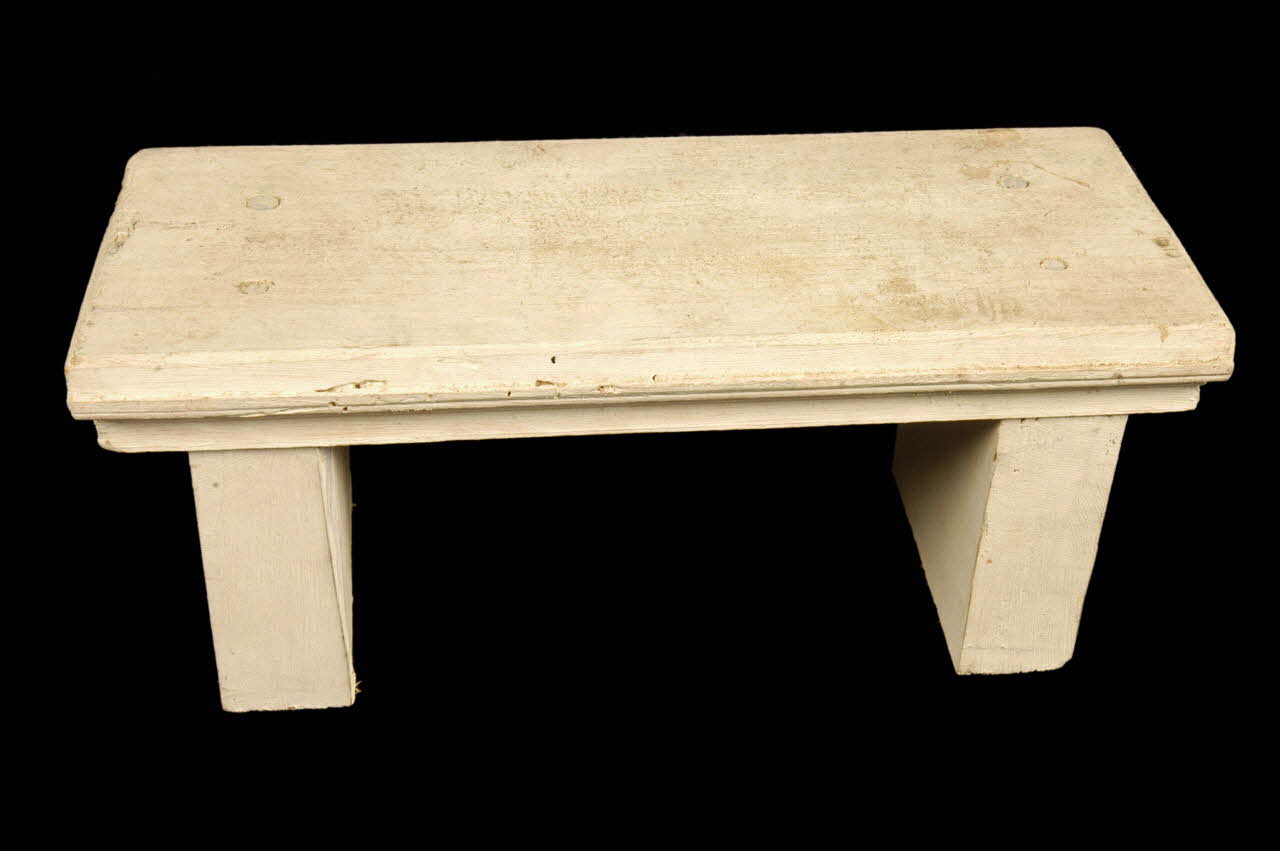 Pacaut décor de théâtre de marionnettes Aquitaine, France 1938-1941 1974.2.61 Photo