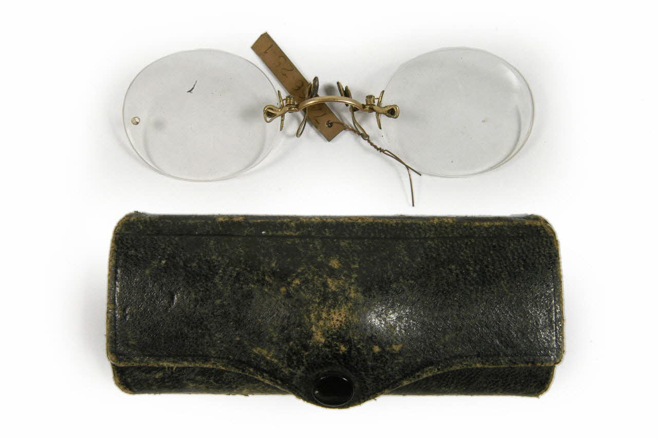 pince-nez 1974.66.25.1-2 Photo