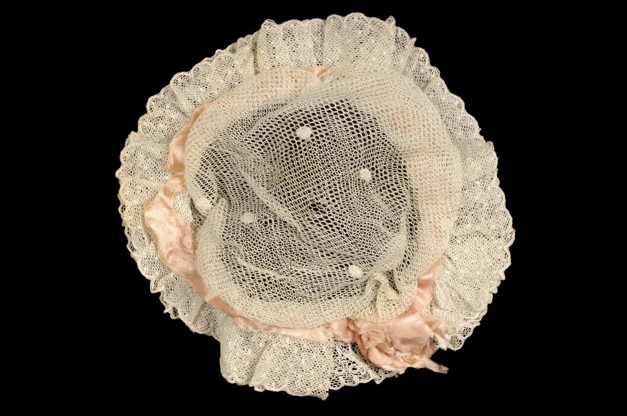bonnet 1850-1860 1974.87.15 Photo