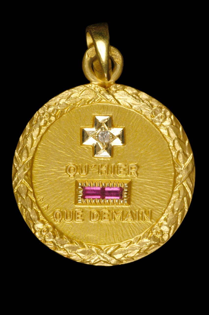 médaille médaille d'amour 1975.1.1.1 Photo