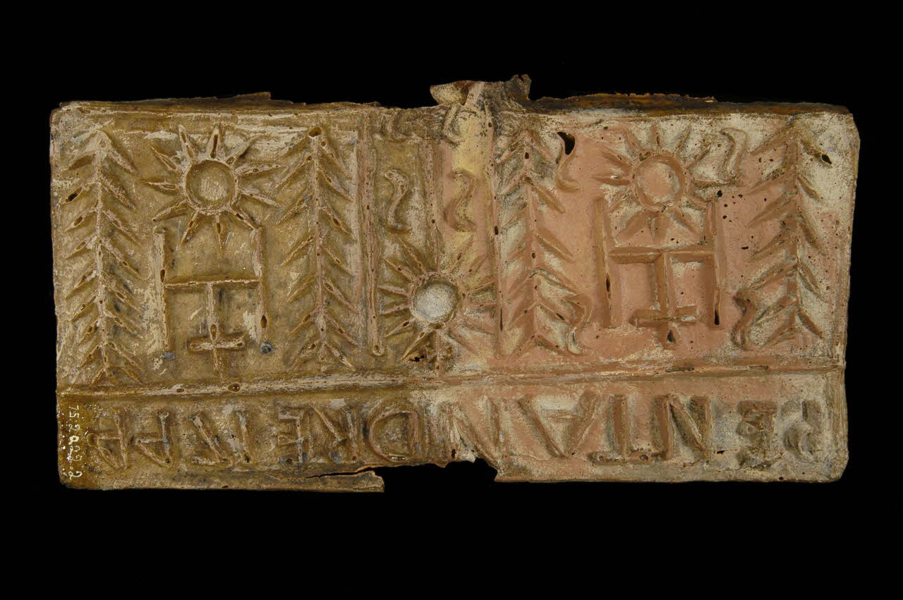 MOULAGE DE DECOR SCULPTE 1975 1975.20.22.2 Photo