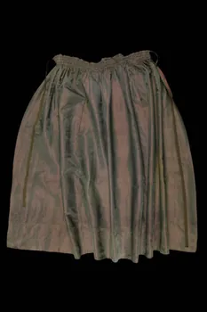 tablier de femme Basse-Normandie, France 1820 1975.21.1.5.1 Photo