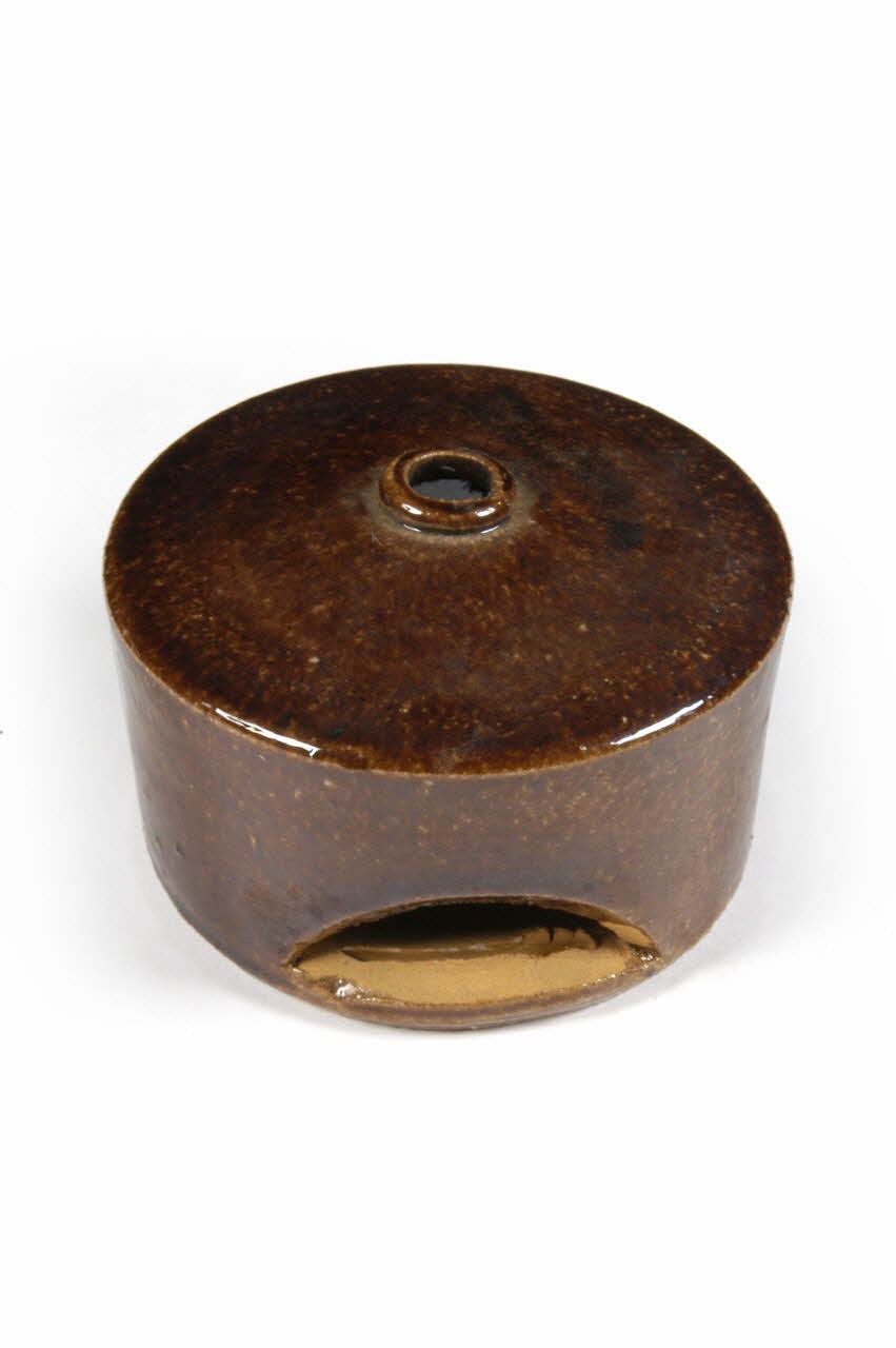 Poterie Mary sifflet kuku Alsace, France 1948 1975.74.90 Photo