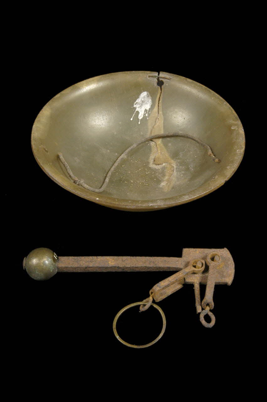 balance 1976.55.1 Photo