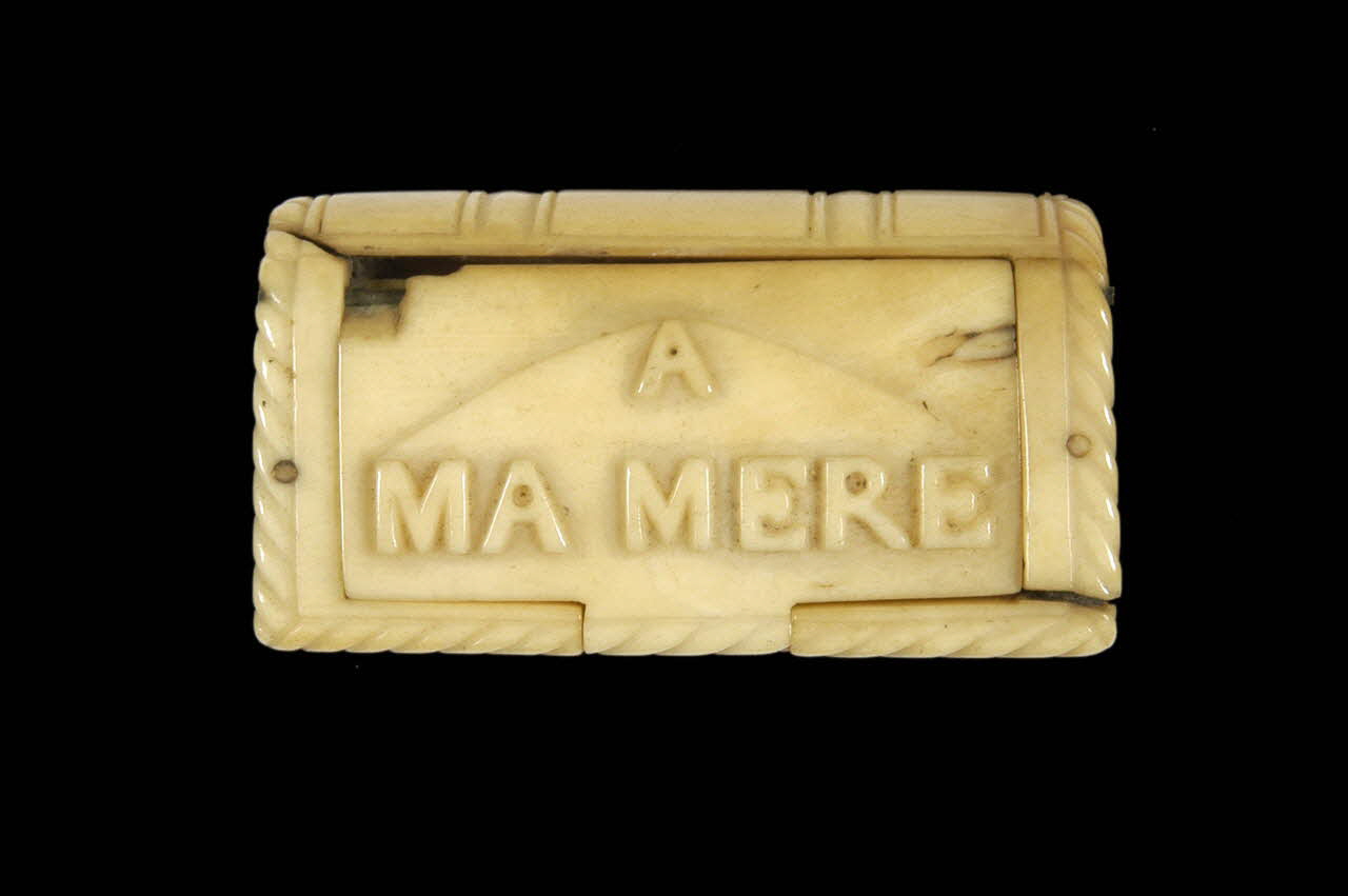 E. L. BOITE A PRISER Guyane, France 1873 1976.80.2 Photo Mucem