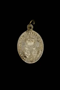 médaille de dévotion 1977.20.216  Photo