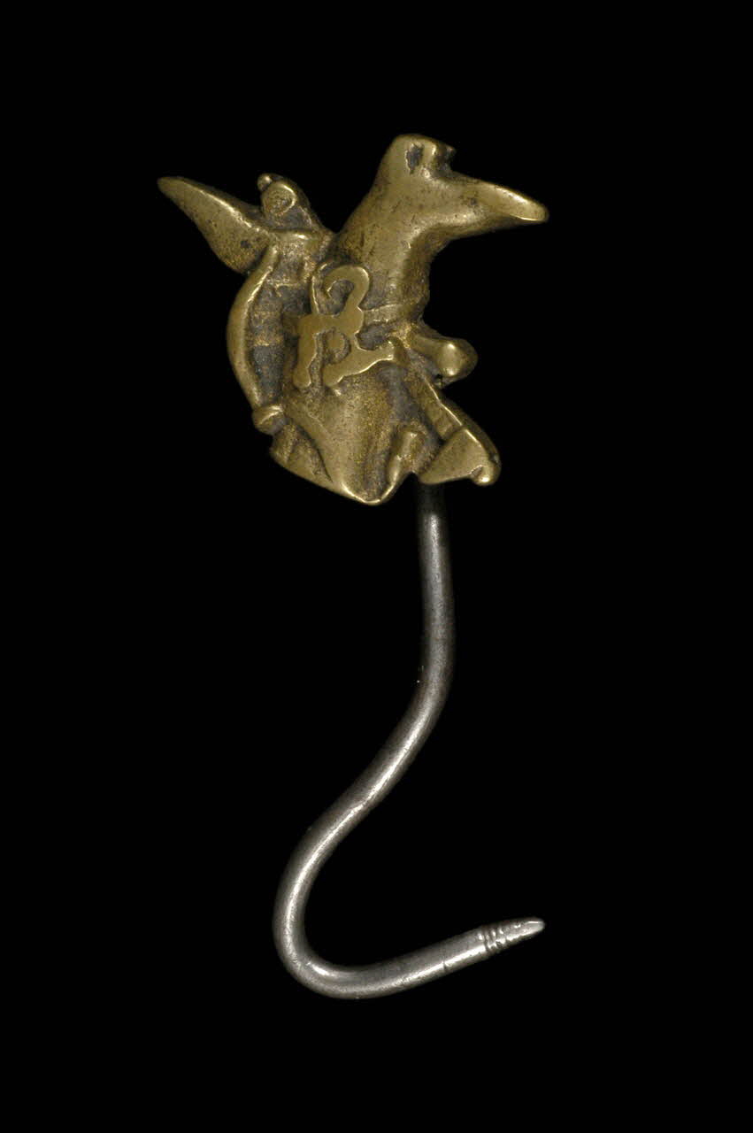 CROCHET DE TABLIER D'ARTISAN 1977.75.281 Photo