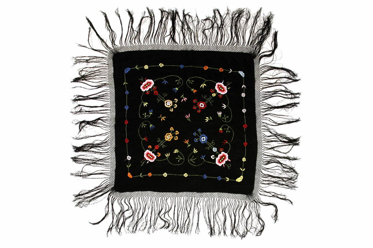 châle DMH1977.115.7.7 Photo