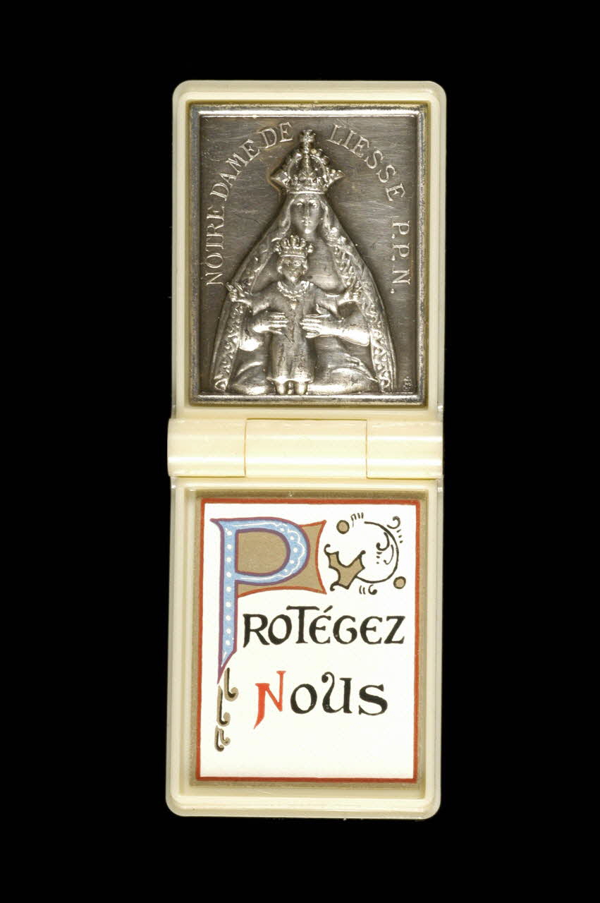 souvenir de pèlerinage du culte catholique 1978.104.2 Photo