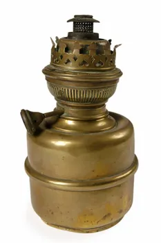 lampe à pétrole 1978.63.69.1 Photo