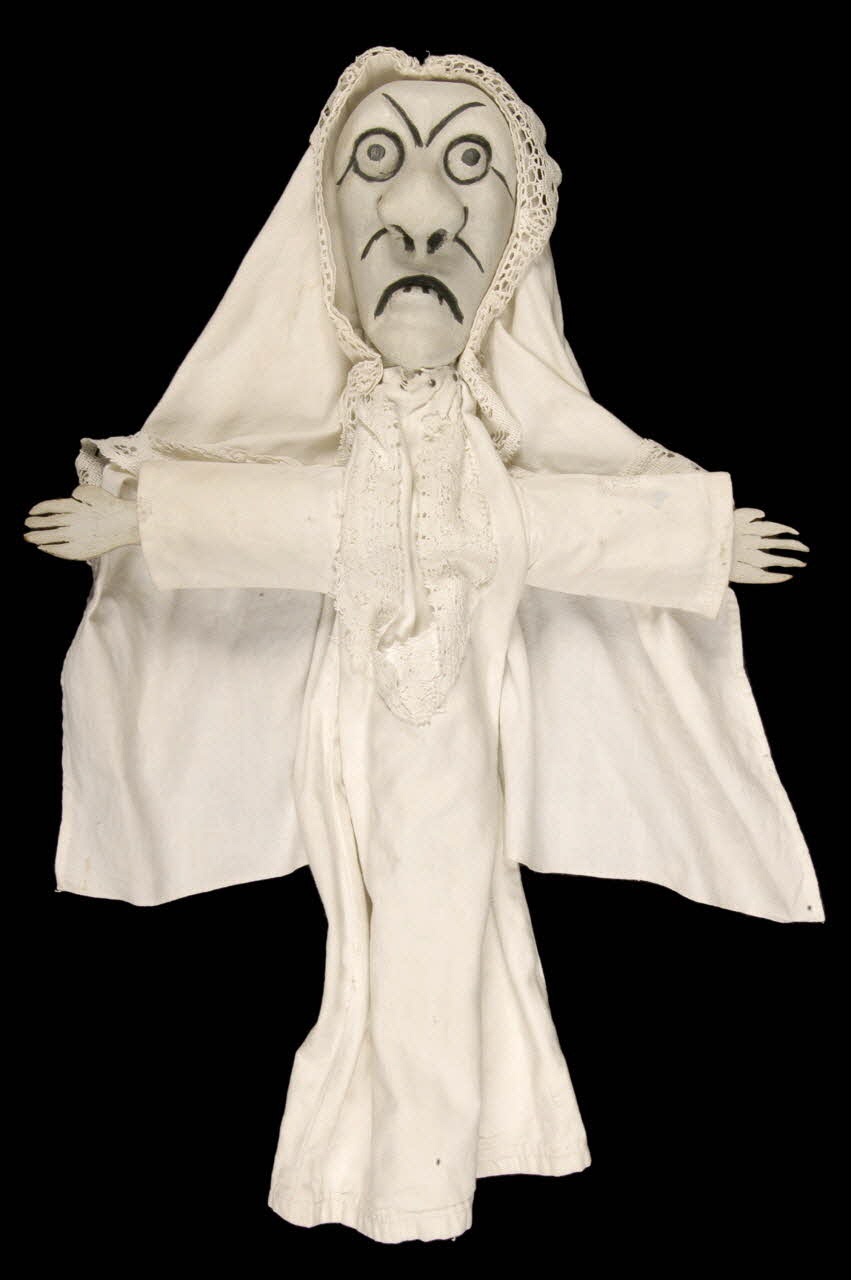 marionnette à gaine La Mort 1978.77.18 Photo Mucem / Anne Maigret