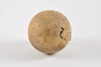 boule du jeu de quilles 1961.103.5 Photo Mucem