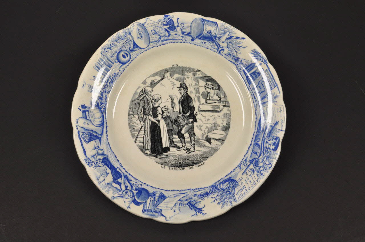 assiette plate Île-de-France, France 1961 1961.106.3 Photo Mucem