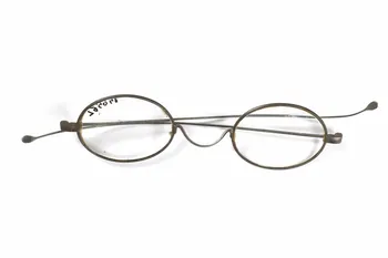 paire de lunettes 1979.49.41 Photo
