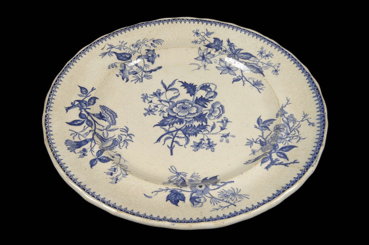 Lebeuf Milliet Et Cie assiette Picardie, France 1849-1867 1979.56.10 Photo