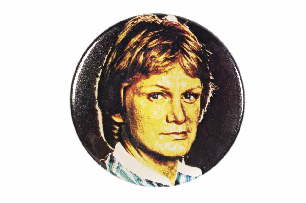 badge 1960-1979 1979.60.10 Photo