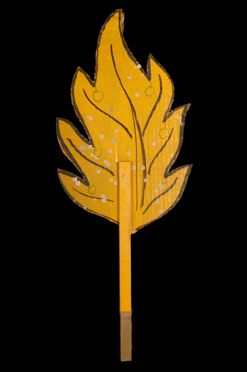 costume de bouton d'or 1979.90.32.4 Photo