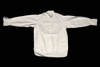 chemise 1979.90.43.1 Photo
