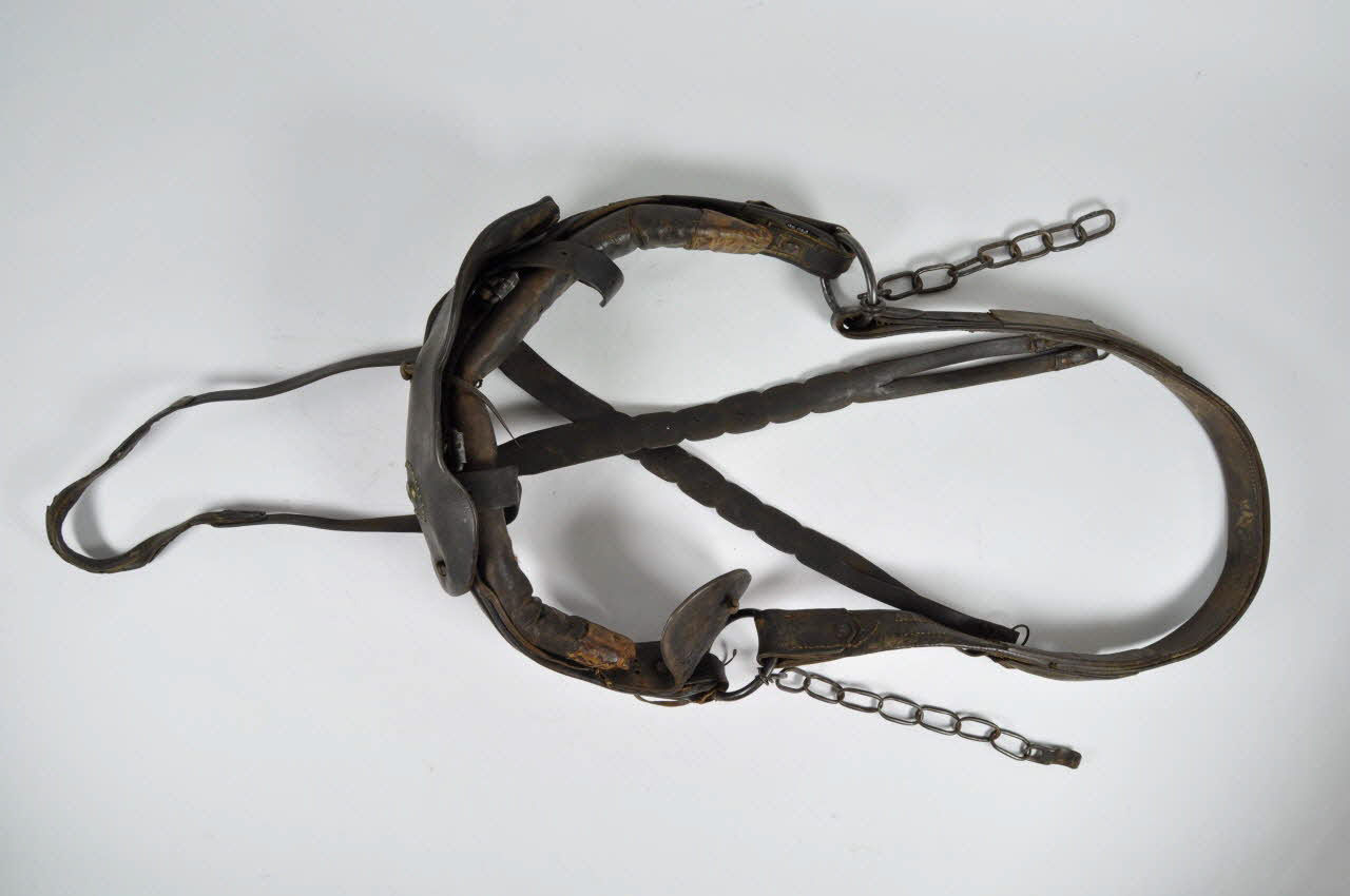 AVALOIR 1914 1961.108.9 Photo Mucem