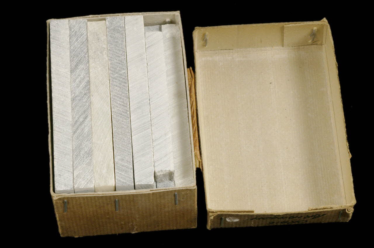 boîte 1983.45.113 Photo