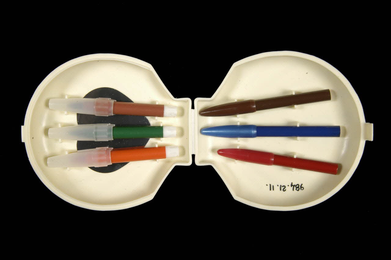 NECESSAIRE DE MAQUILLAGE DMH1984.21.11 Photo