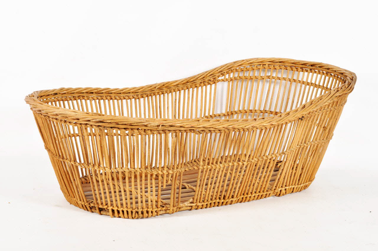 Alexandre Raimbault berceau d'enfant Centre, France 1869-1956 1962.143.16 Photo Mucem