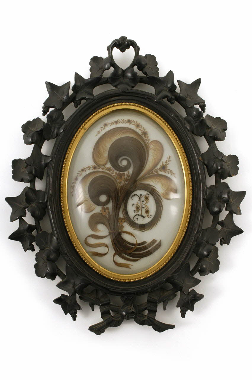 souvenir en cheveux 1985.2.5  Photo Mucem