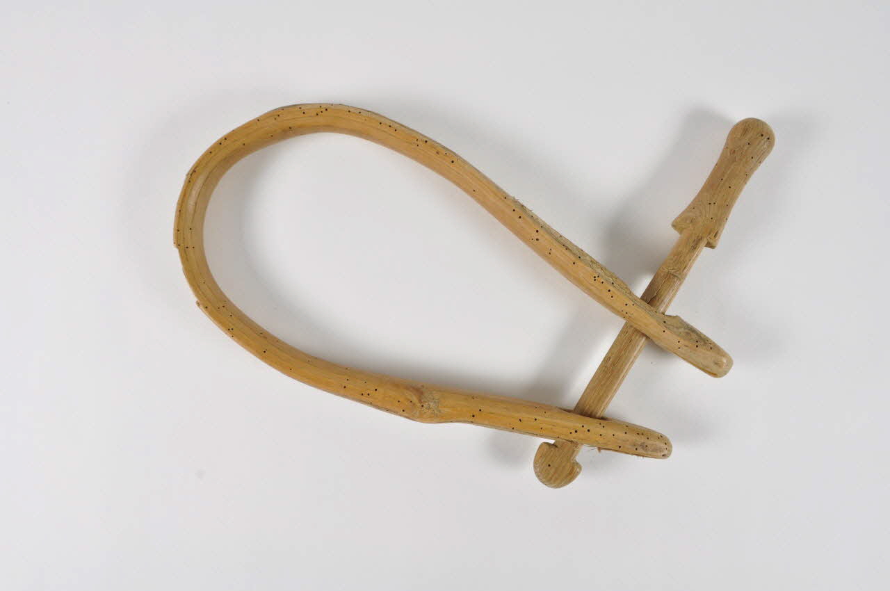 COLLIER DE VACHE kanaolo 1961.110.27.1-2 Photo Mucem