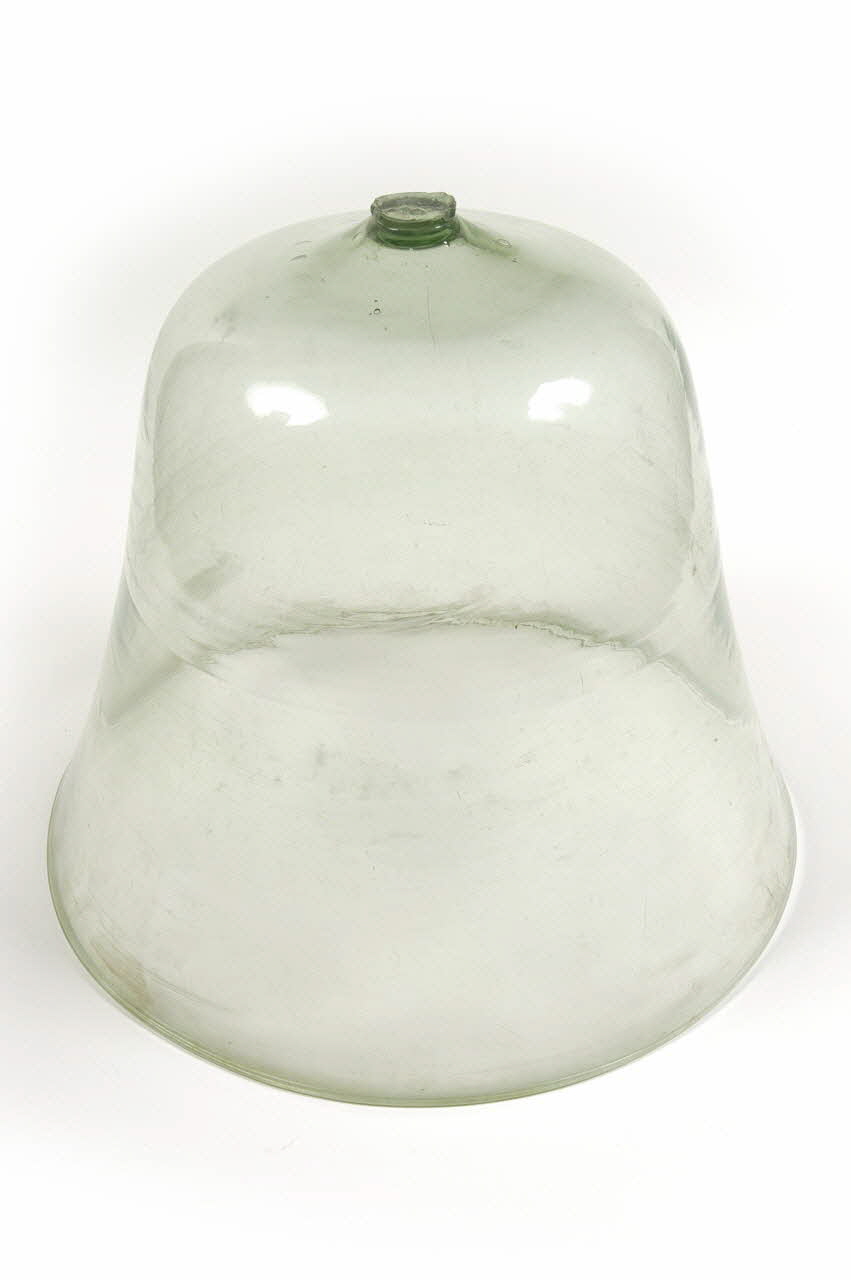 CLOCHE DE MARAICHER 1900-1985 1986.11.5 Photo