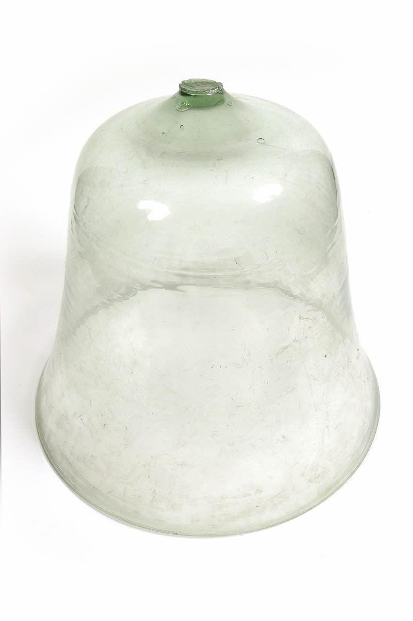 CLOCHE DE MARAICHER 1900-1985 1986.11.7 Photo