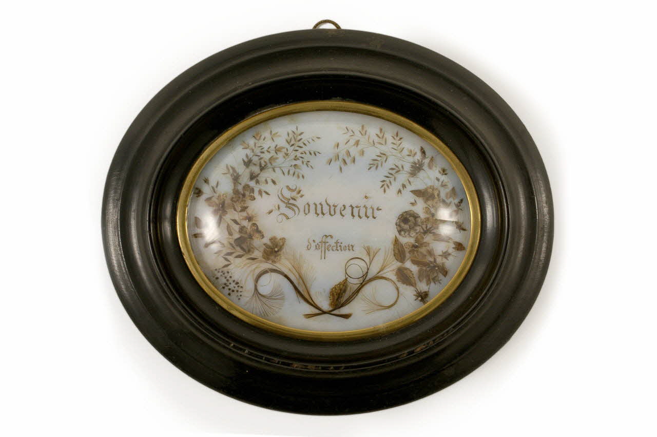 souvenir en cheveux France 1861 1986.18.29 Photo