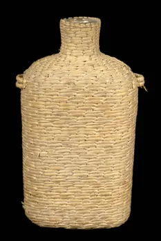 Tirot ; La Vannerie Française bouteille Picardie, France 1937-1972 1986.51.35  Photo