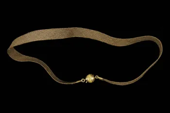 collier en cheveux 1986.55.1 Photo