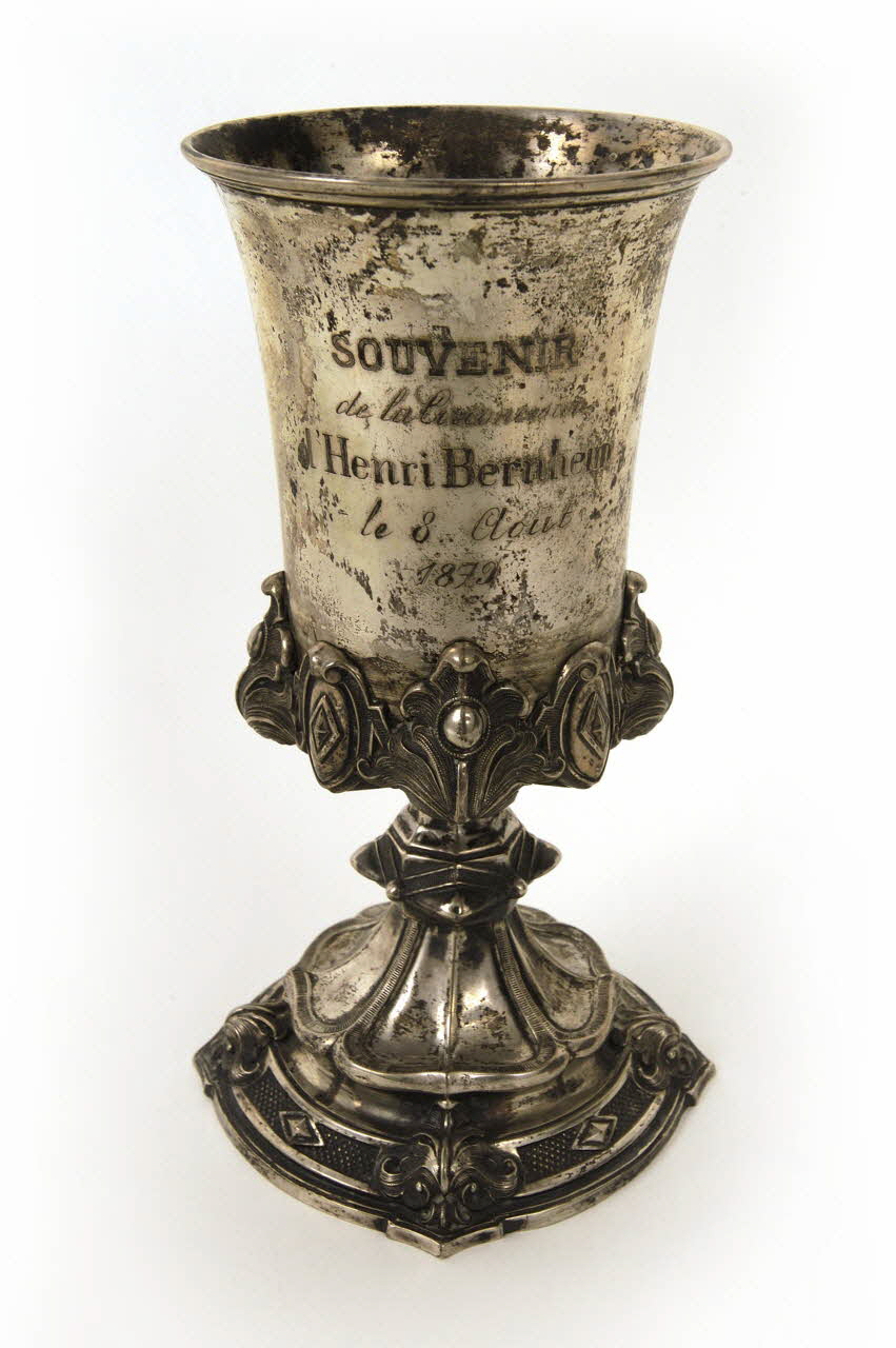 coupe de Pessah 1987.52.3 Photo