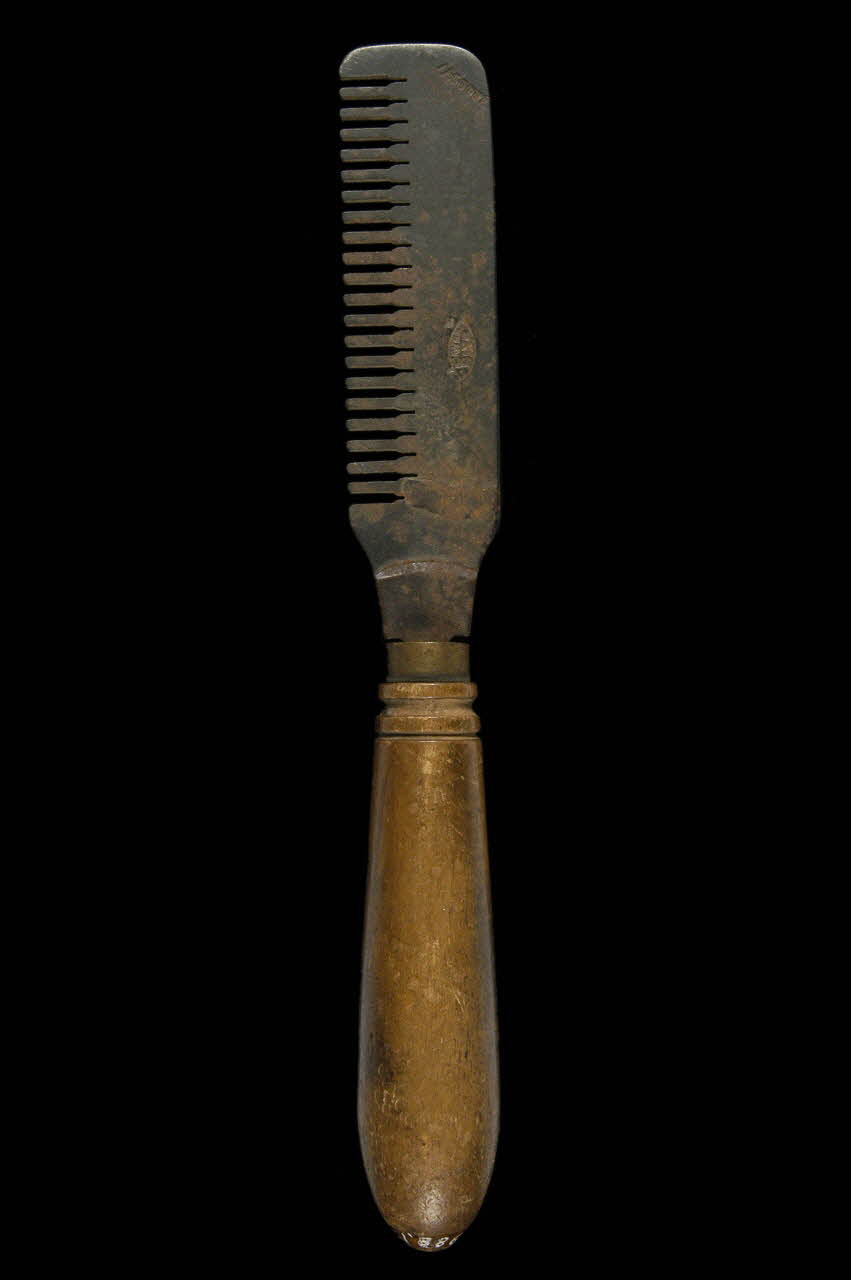 PEIGNE DRAPIERE 1988.17.44 Photo