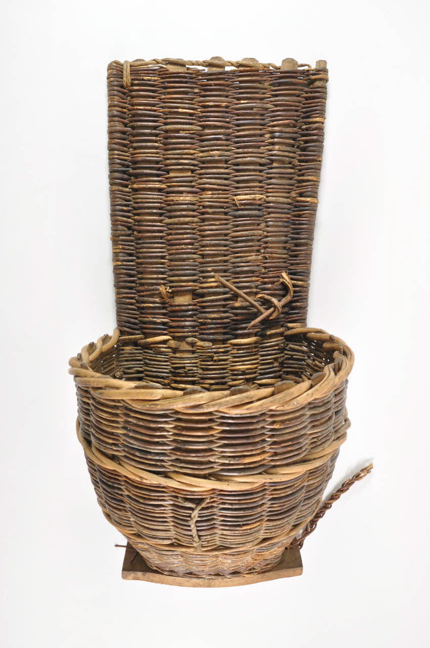 Alexandre Raimbault hotte à raisin Centre, France 1930-1936 1962.143.99 Photo Mucem